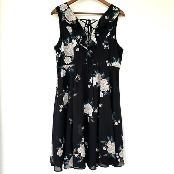 Torrid empire waisted dress,  sleeveless with ruffles and lace back, midi - Picture 7 of 14